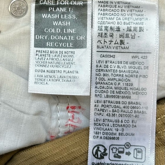 Levi's Low Pro/ NWT/Mid Rise/ Corduroy/ 2 pairs 27/30 and 29/30 - Picture 9 of 11